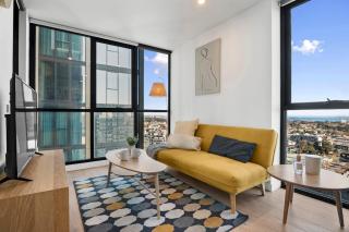 International Southbank 2BR2Bath1Car Jacuzzi and more - 0