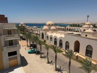 Peaks- Sahl Hasheesh , Edelma Studio - 4