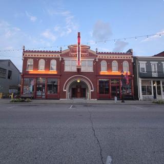 Liberty Alley Hideaway 1 - 3