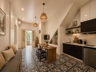 Old Quarter Artist House 5BR Perfect for Group - Hanoi - 6