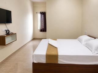Hotel S G Comforts - 1