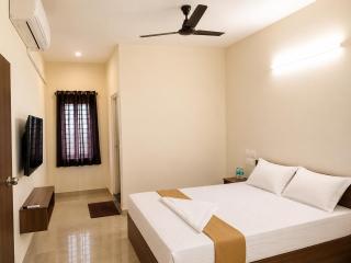 Hotel S G Comforts - 4