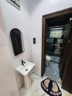 Hearth Haven Luxury Apartments - 5