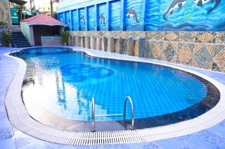 Camellia Hotel & Resorts - 4