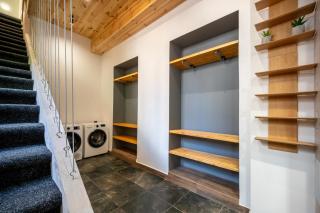 Нова 3-кімнатна та поряд студійна двоярусна квартира LOFT у центрі Одеси fainorent - 1