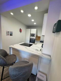 Hunters Palace Central Sliema, 8 Min Walk2 Beach - Sliema - 2