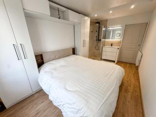 Appartement 4 personnes Piscine Jacuzzi and parking - 3