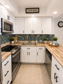 Papakea L207 Ocean Front 1 Bedroom condo - 3