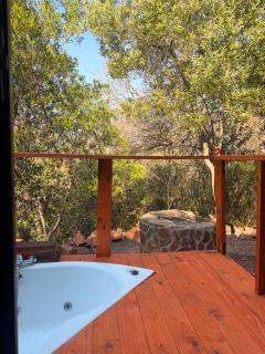 Mountain Spa Lodge luxury tent resort - 9
