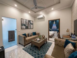 Regency Suite Hotel - 4