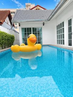 Luxury Pool Villa Pattaya Center C3- 3 Bedroom - 7