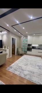 Luxury Spacious Apartment - Tirana - 4