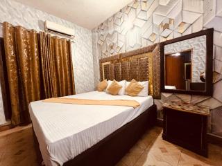 Hotel Super Seven - 1