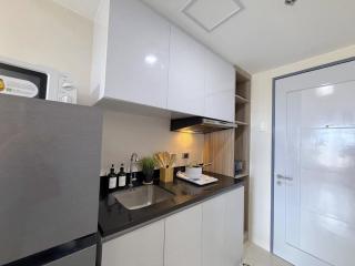 New Cozy STUDIO, walk to SM Mall, Pool, WiFi - 3