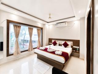 HOTEL NEW PREMIUM #HOME TOWN PURI - Near SWARGADWAR GOLDEN BEACH and Shree Jagannath Temple - Fully - Air - Conditioned-with-Lift-wifi - and Parking Facilities - Near Bengali Market with Prime Location - Best Hotel In Puri - 0