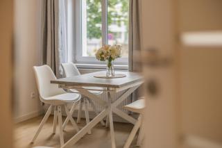 A1 ruhiges 3-Zimmer-Studio mit Balkon - 9