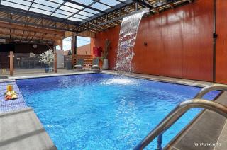 Novus Luxury - 1