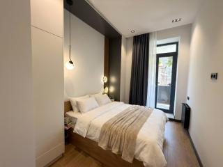 New Renovated 2 Bedroom with Balcony,Tigran Mets Avenue - 1