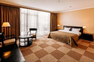 Lavina Park Hotel - Dnipro - 9