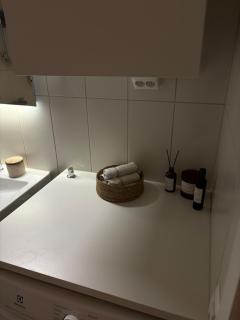 Luxe Apartments - 3