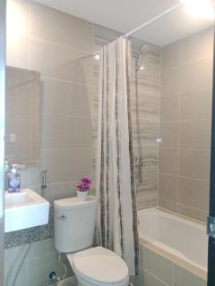8 Newtown boulevard - 2