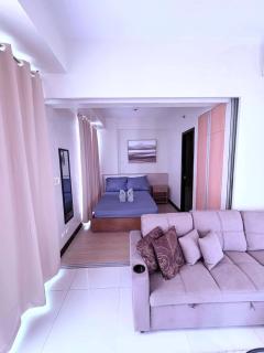 8 Newtown boulevard - 1