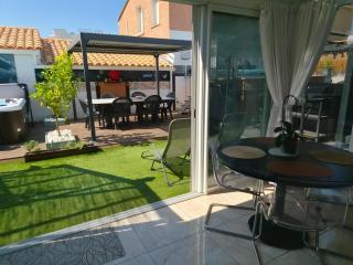 EL PUEBLO- VILLA 3 -Village Naturiste Cap d'Agde - Exceptionnelle 2-4 personnes - 4