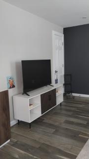 2bd house with two backyards and near metro - 4