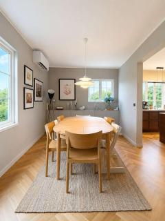 SV3G 3BR Villa with Patio - 3