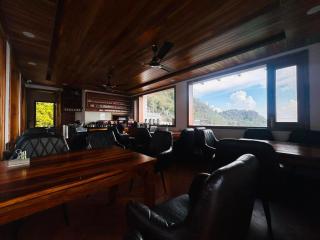 Stay with Hill Heaven - 3