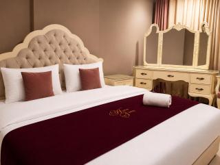 Studio apartment by Alvis Suite - Penta Square DHA Lahore - 7