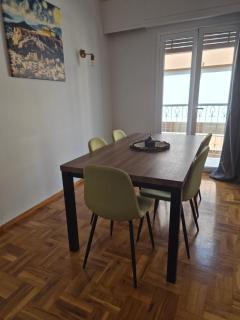 Caryatids Luxury Apartment - 9