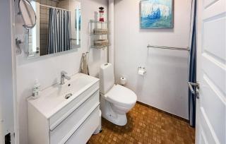 Amazing Apartment In Borre With House Sea View - 3