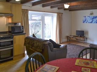 Blue Bell Cottage - 2
