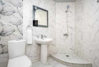 Prime Location l 2BR, 2BA Apartment in New Building Steps from North Avenue & Republic Square - 7