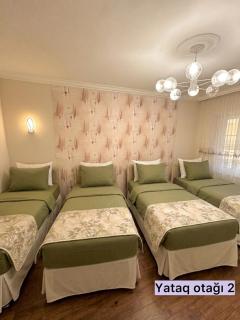 Sheki Center Home - 8
