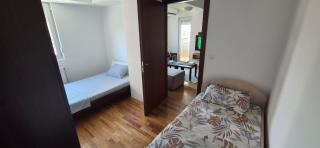 Apartment 27 - 7