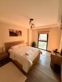 Luxury 3 bedroom Apt Zed Towers Shiekh Zayed - 7