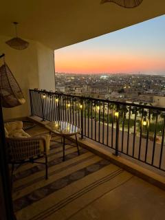Luxury 3 bedroom Apt Zed Towers Shiekh Zayed - 1