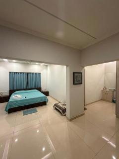 The Pearl, Elegant 5 Bedroom Kerala Home - 7
