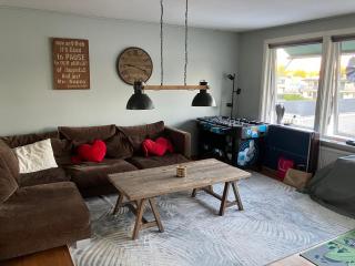 Townhouse w garden, near Gothenburg and Airport - 0