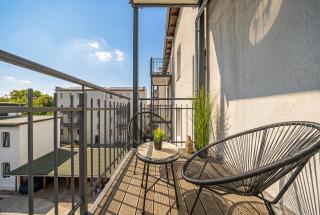 A4 ruhiges 3-Zimmer-Studio mit Balkon - 2