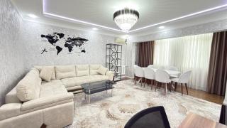 Flagman apartment в центре города - 4
