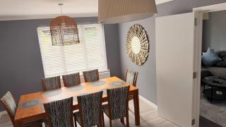 Duxford Spacious 4BR Home near IWM Duxford Aviation - 9