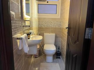 Modern 3BR Apartment in Madinaty Near Strip Mall - 2