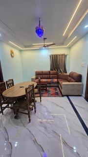 Sri Venkateswara Nilayam Home Stay 2BHK Premium Luxury Flats - 2