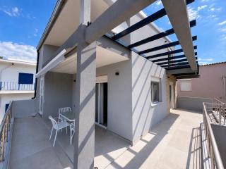 Zeneli House & Loft - 5