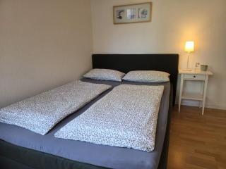 Ferienwohnung am Kurwald, Nähe Kliniken, 88qm, Parkplatz - 4