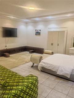 hostel in Obhur - 4
