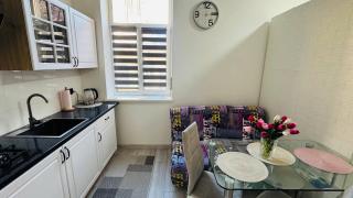 Shpytalna Street - 2